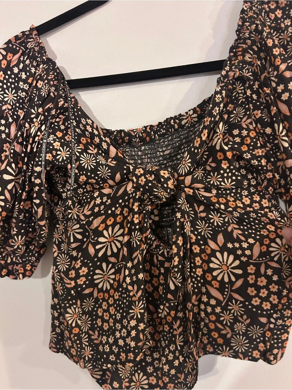 Volcom Black Floral Tie-Front Puff Sleeve Top- MATCHING SET